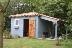 chalet de jardin bois, madriers empilés