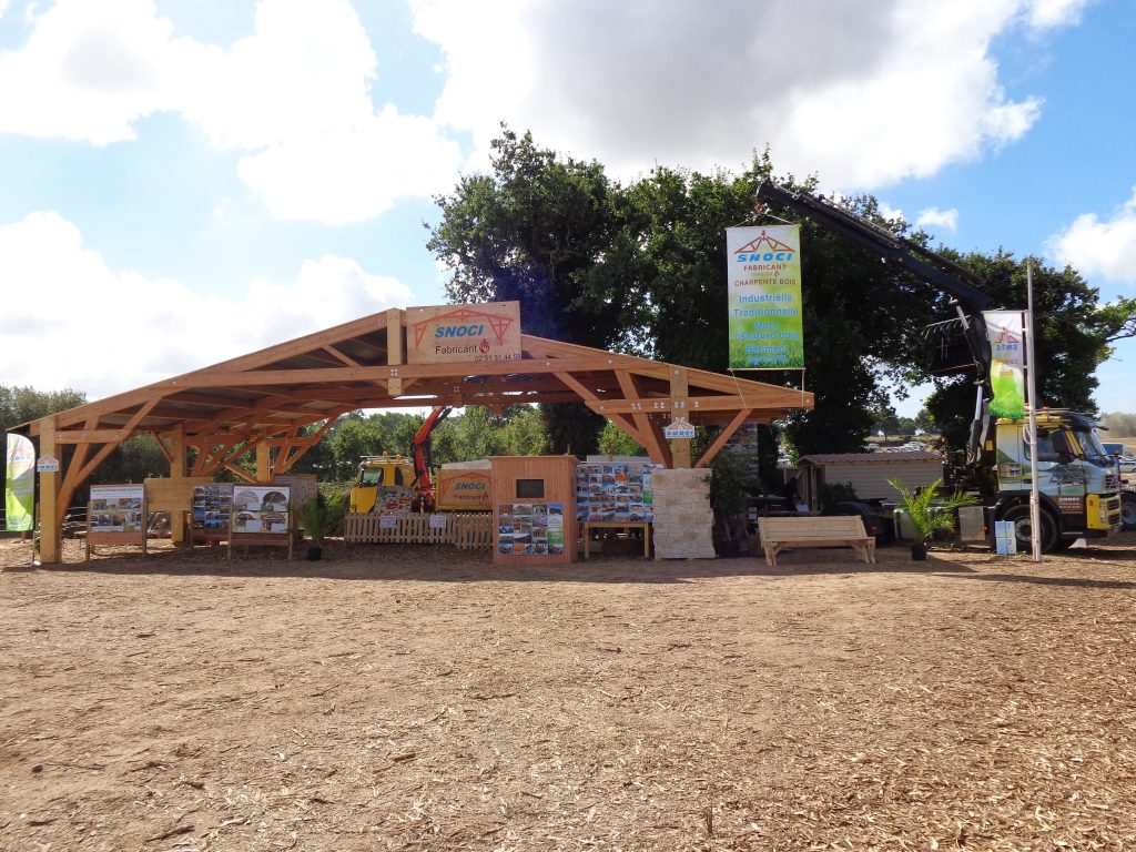 Bâtiment réalisé pour la grande fête nationale agricole "Terre de Jim" en septembre 2016
